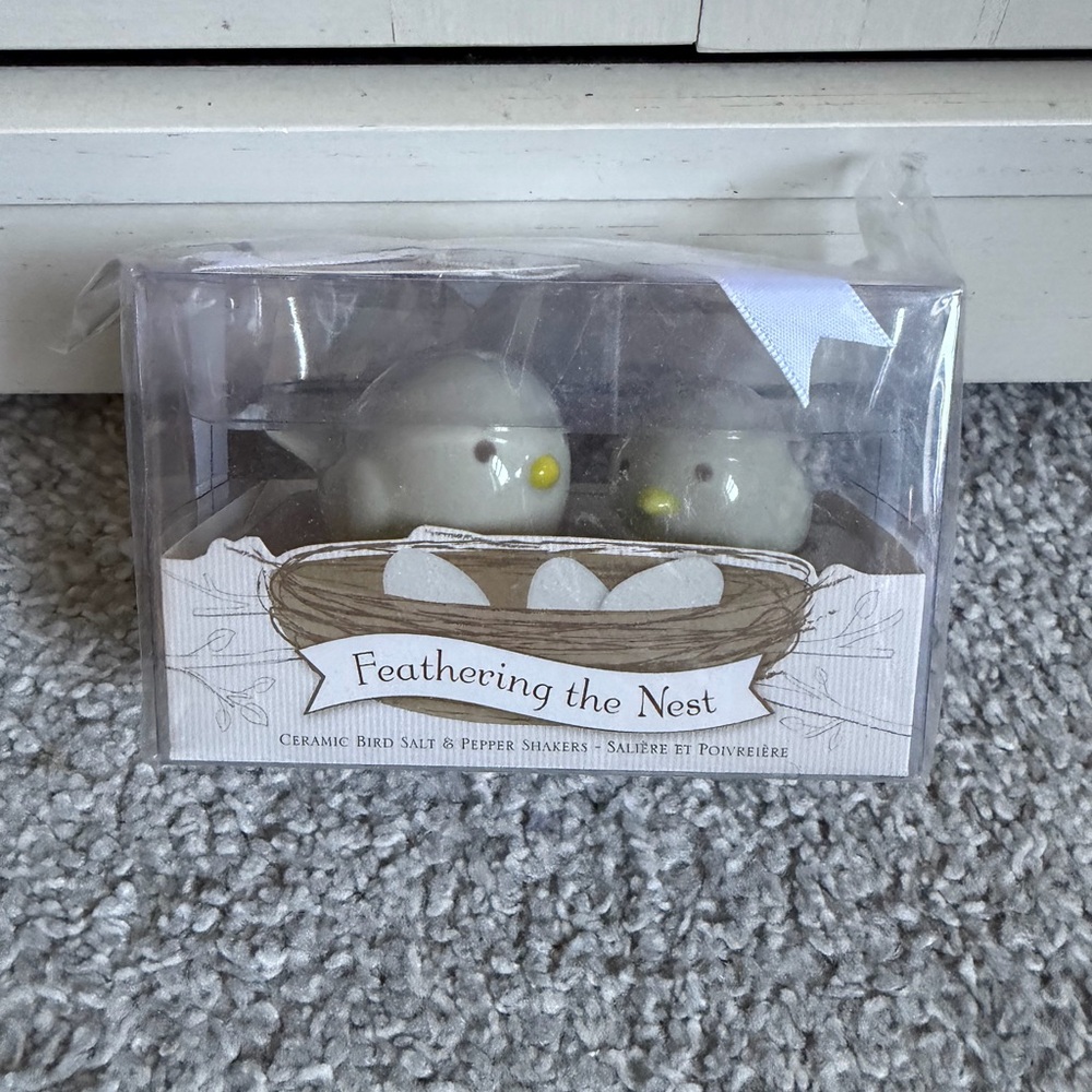 Ceramic Bird Salt and Pepper Shakers